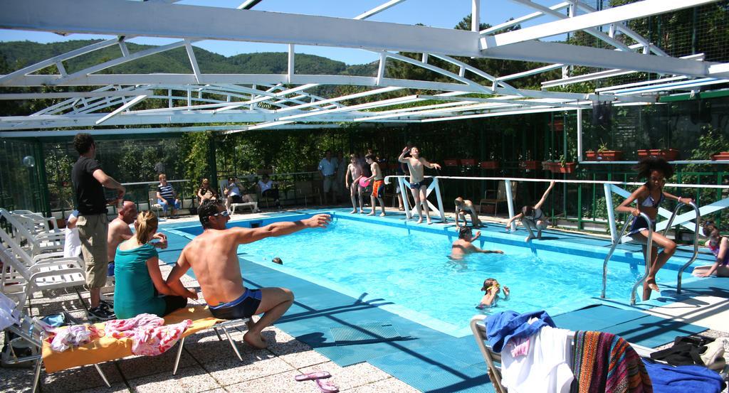Hotel 5 Terre Nel Sole дева Марина Экстерьер фото